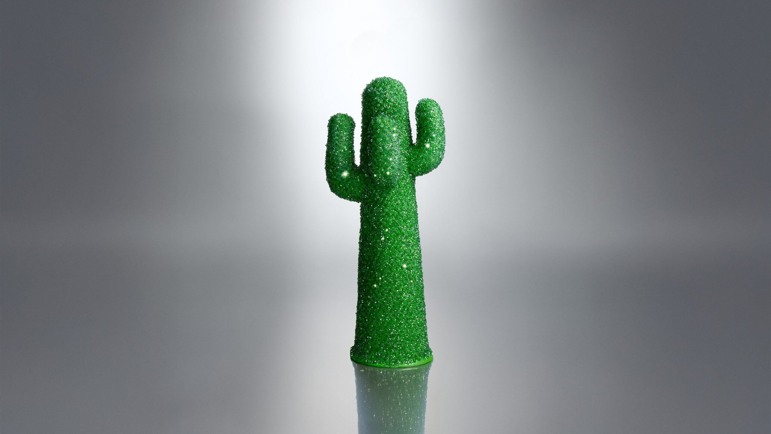 When the Gufram Cactus meets Swarovski Crystal - Design Diffusion