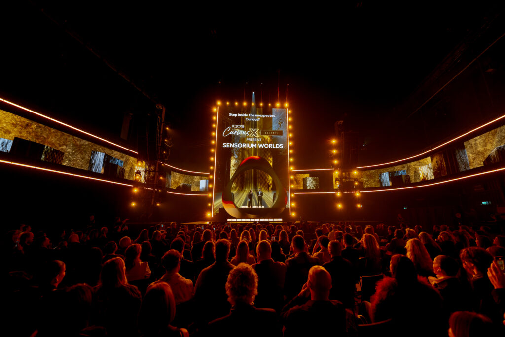 IQOS Curious X anf Seletti