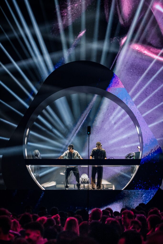 IQOS Curious X anf Seletti