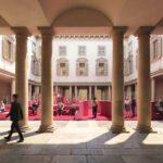 L’architettura come spettacolo vivo: Lina Ghotmeh firma il Cortile d’Onore a Palazzo Litta