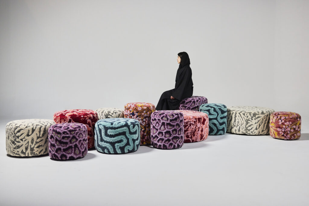 Ponti di luce e materia: il design saudita conquista Palazzo Brera