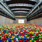 Dal Big Mac alla pop art: McDonald’s trasforma via Tortona in una “Pool” di ricordi